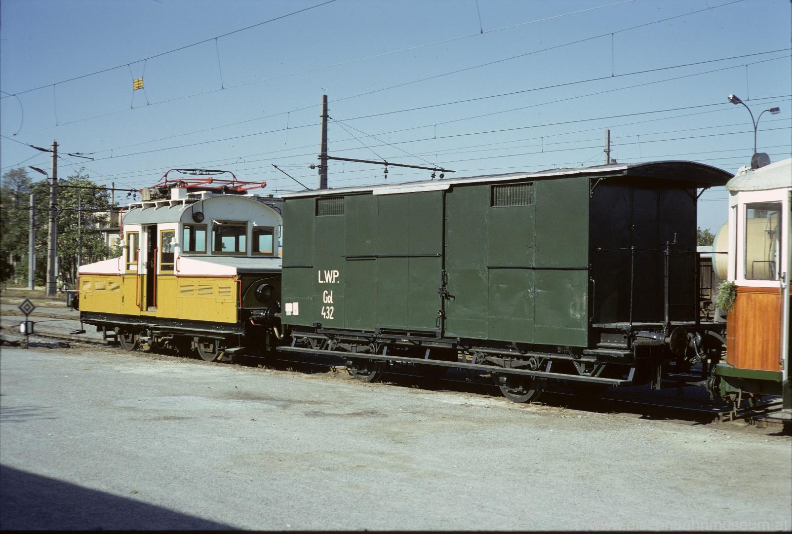 Dienstwagen LWP Gol 432